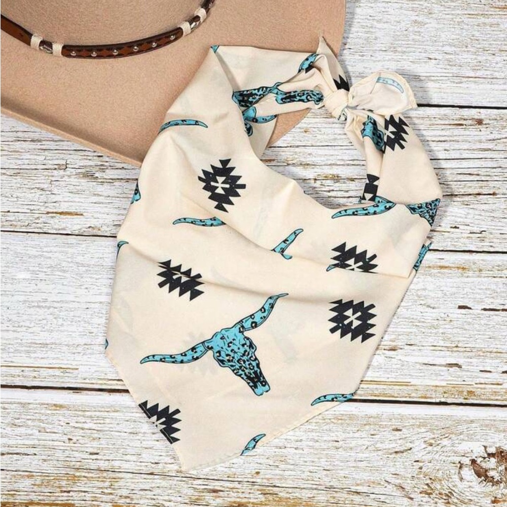 Western Turquoise Longhorn Boho Neck Wrap